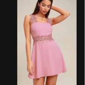 Elegant Pink Dress lulus size small new with tags